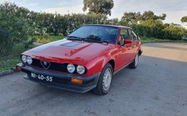 Alfa Romeo GTV 6 image