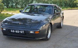 Porsche 944 Targa Image