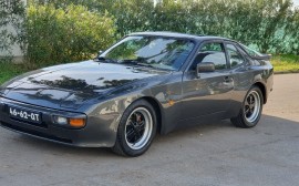 Porsche 944 Targa image