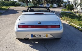 Alfa Romeo Spider 2.0 Twin Spark image